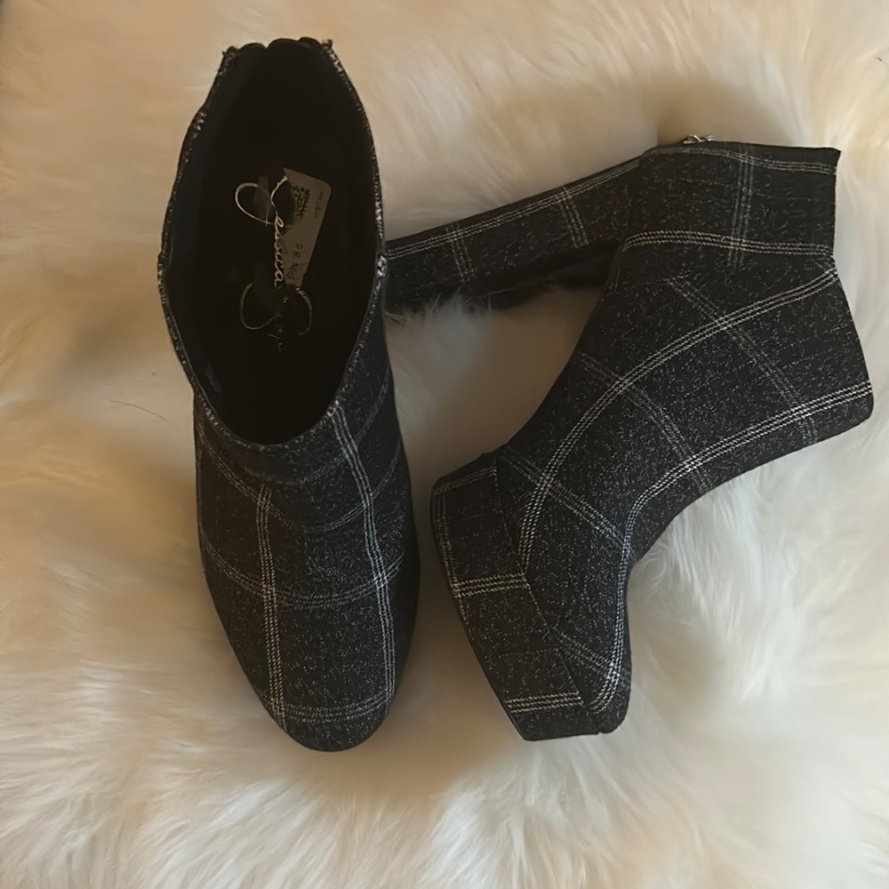 Black, White and Gray Jessica Simpson Booties